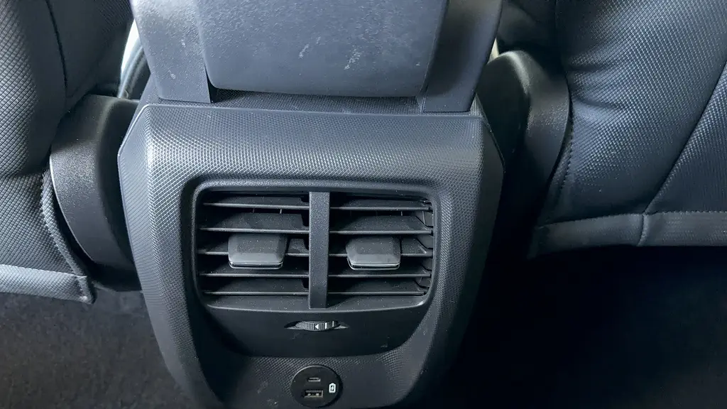 2022 Ford Mustang Mach-E Select