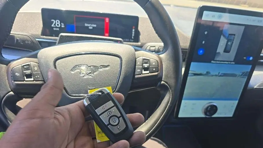 2023 Ford Mustang Mach-E Select
