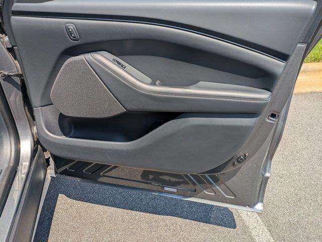 2023 Ford Mustang - $23,995