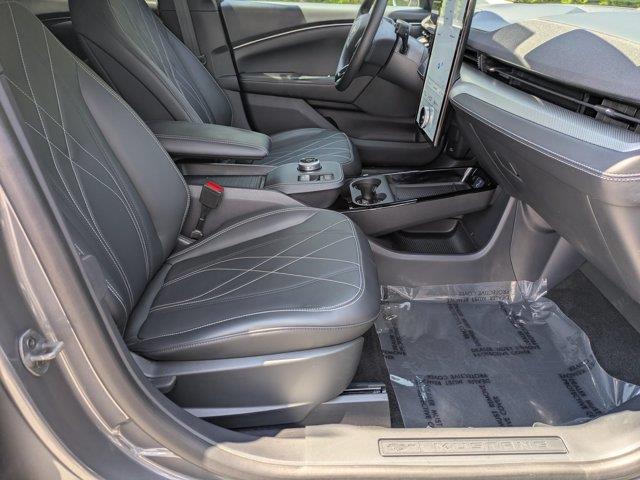 2023 Ford Mustang - $23,995