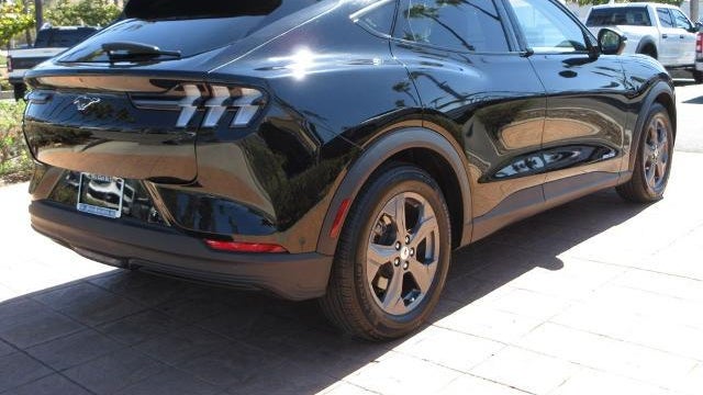 2023 Ford Mustang Mach-E Select