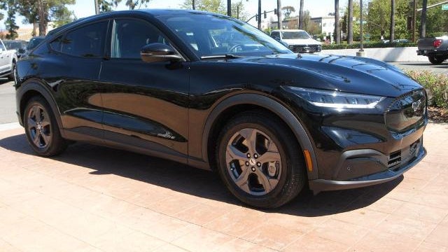 2023 Ford Mustang Mach-E Select
