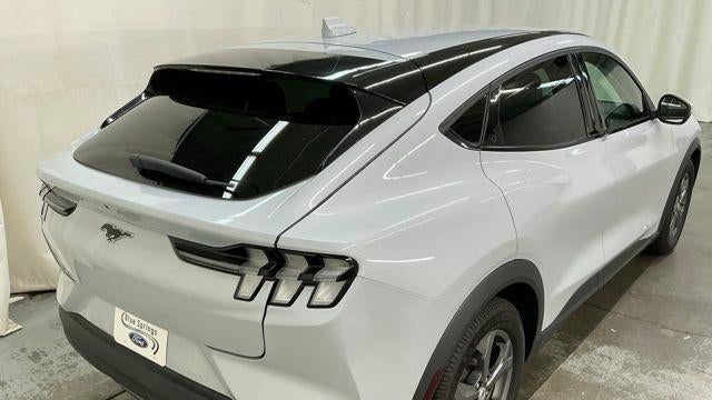 2022 Ford Mustang Mach-E Select