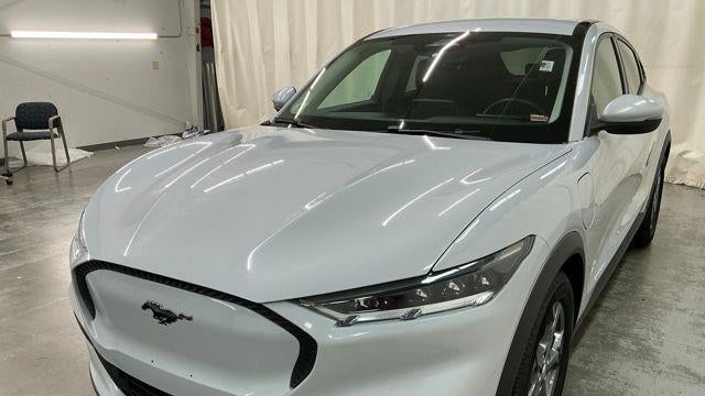 2022 Ford Mustang Mach-E Select