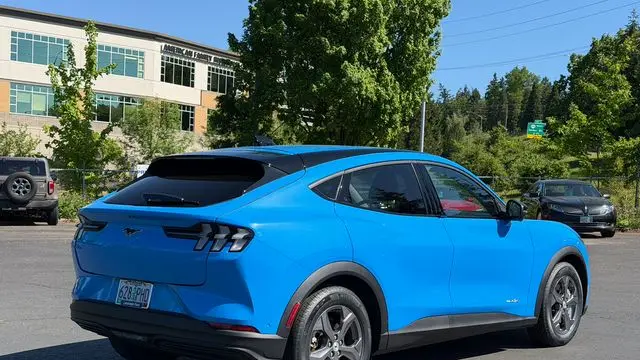2023 Ford Mustang Mach-E Select