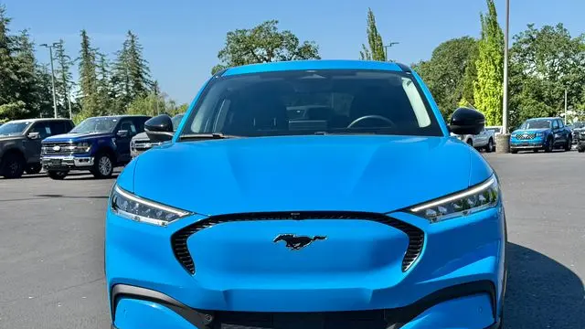 2023 Ford Mustang Mach-E Select