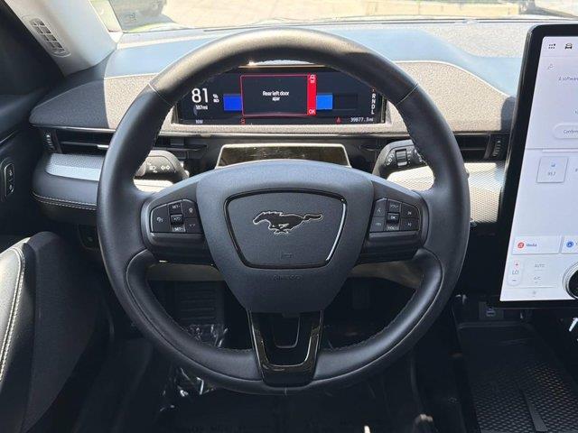 2023 Ford Mustang - $25,083