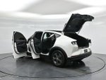 2023 Mustang Mach-E Thumbnail 34