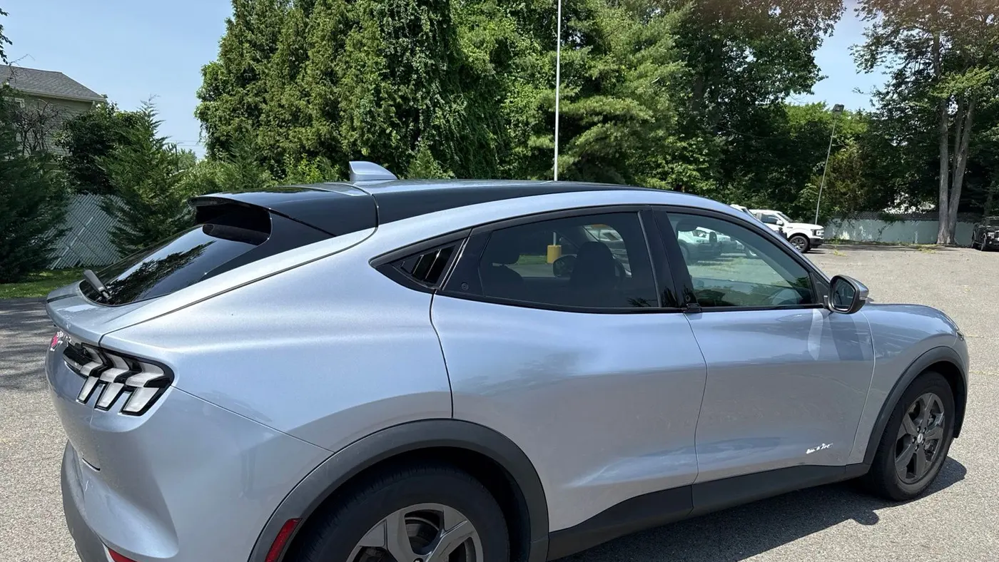 2022 Ford Mustang Mach-E Select