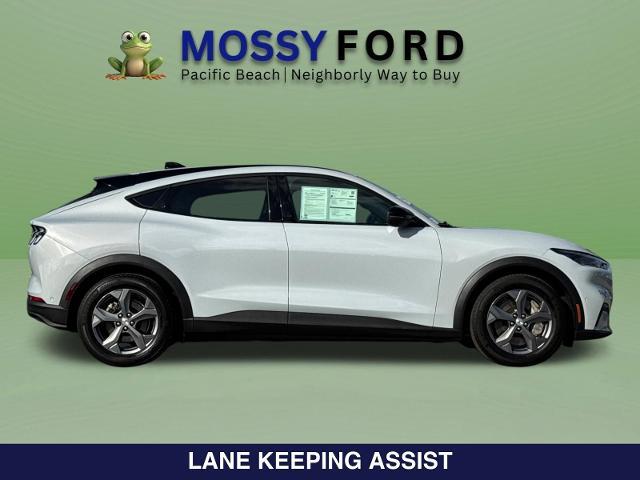 2023 Ford Mustang - $23,400