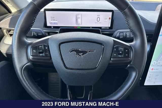 2023 Ford Mustang - $23,400