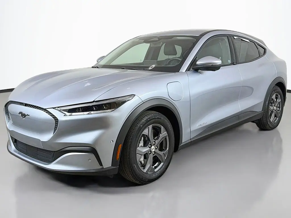 2022 Ford Mustang - $22,499