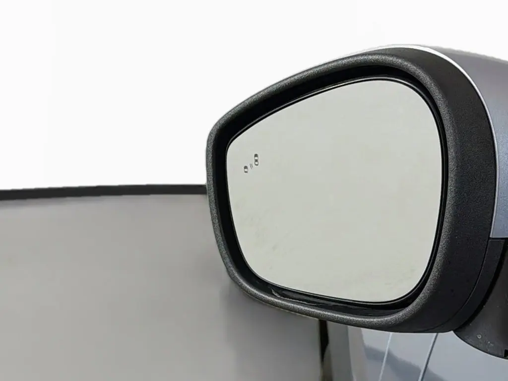2022 Ford Mustang - $22,499