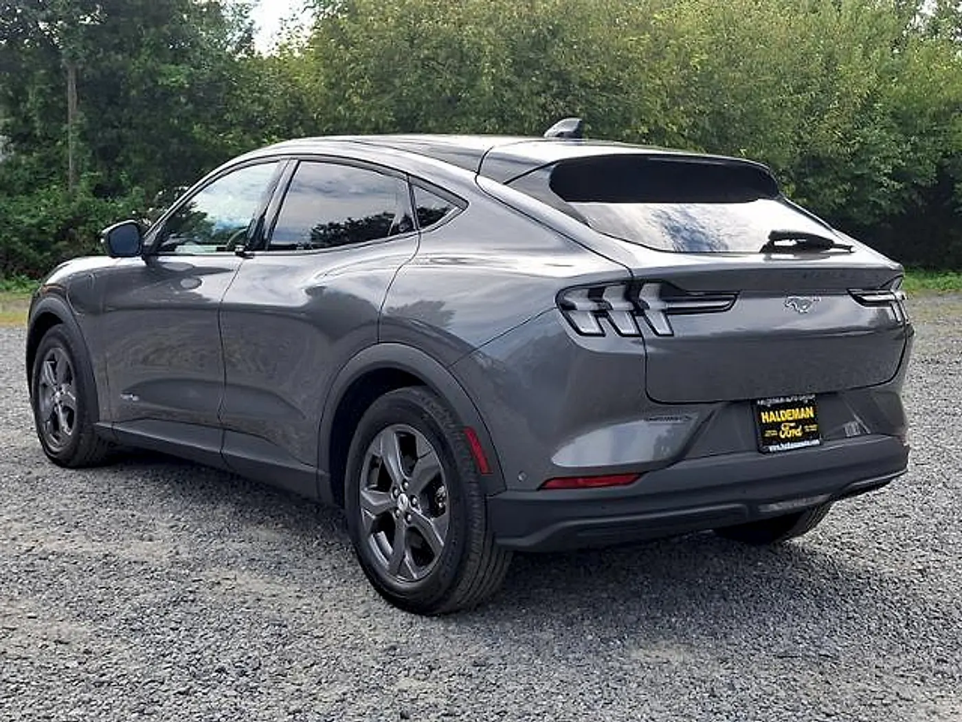 2023 Ford Mustang - $32,999