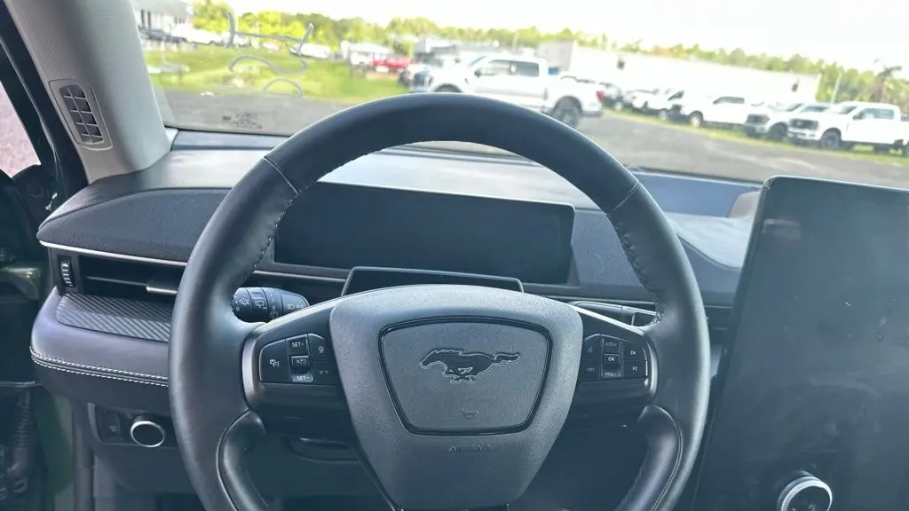 2025 Ford Mustang Mach-E Select