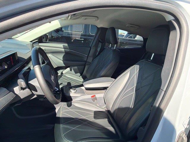 2023 Ford Mustang - $24,000