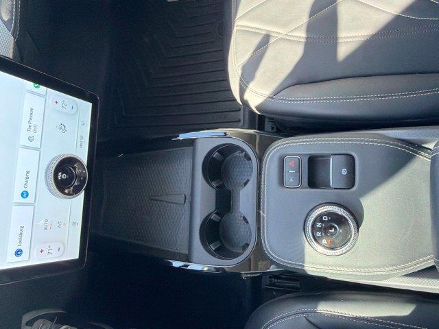 2023 Ford Mustang - $24,000