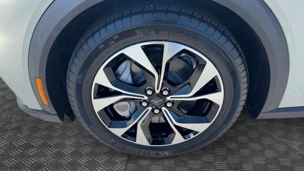 2025 Ford Mustang Mach-E Select
