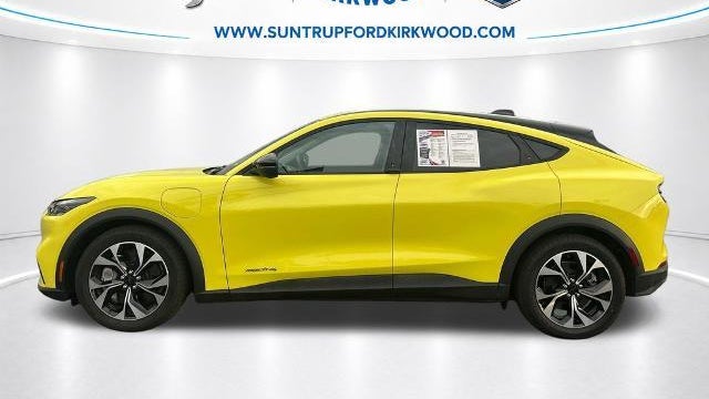 2025 Ford Mustang Mach-E Select