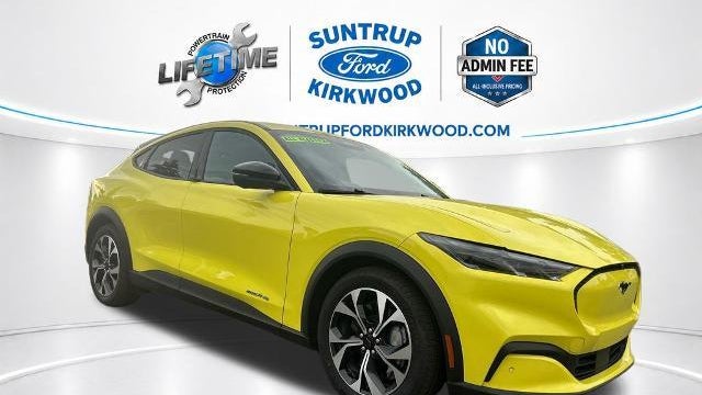 2025 Ford Mustang Mach-E Select