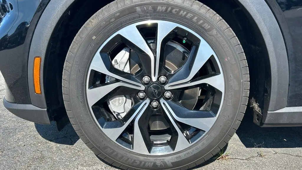 2025 Ford Mustang Mach-E Select