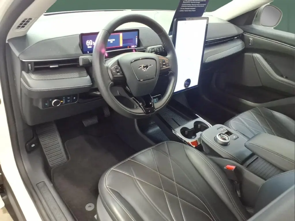 2024 Ford Mustang - $30,995