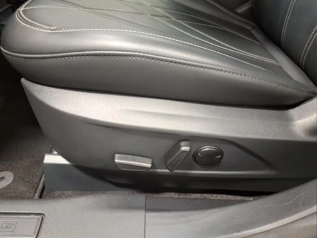 2024 Ford Mustang - $30,995