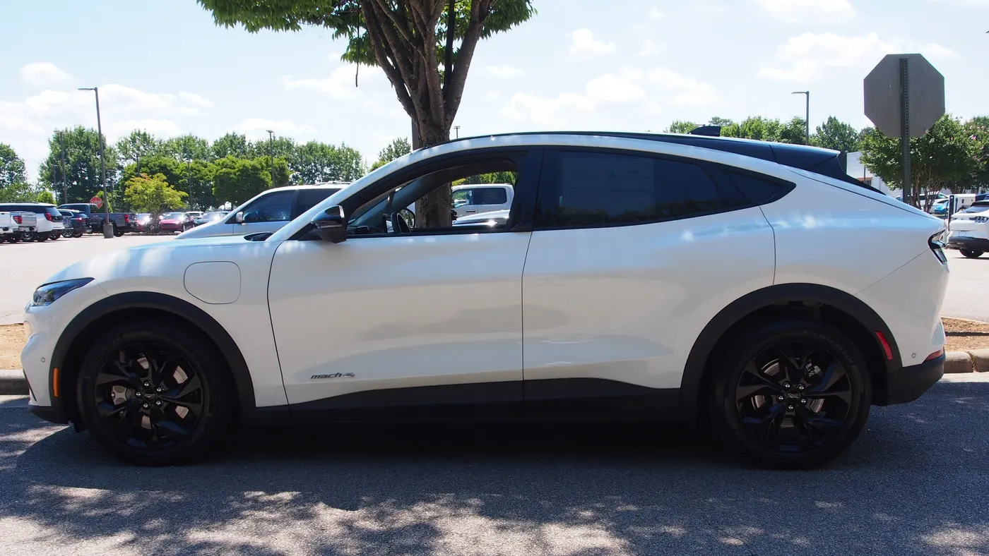 2024 Ford Mustang Mach-E Select