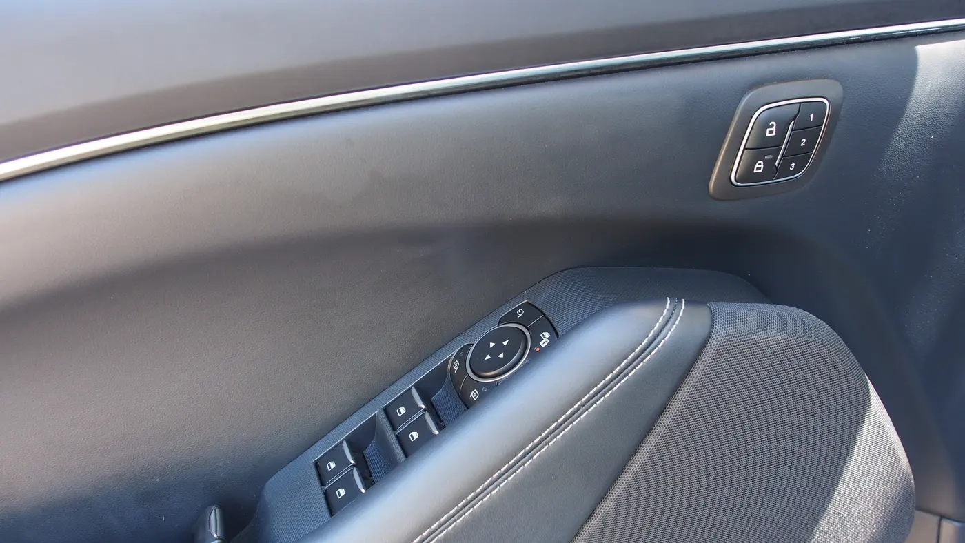 2024 Ford Mustang Mach-E Select