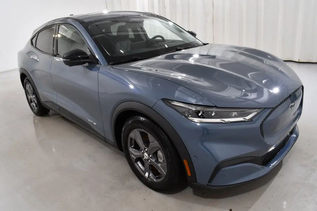 2023 Ford Mustang - $25,855