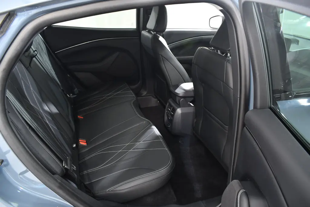 2023 Ford Mustang - $25,855