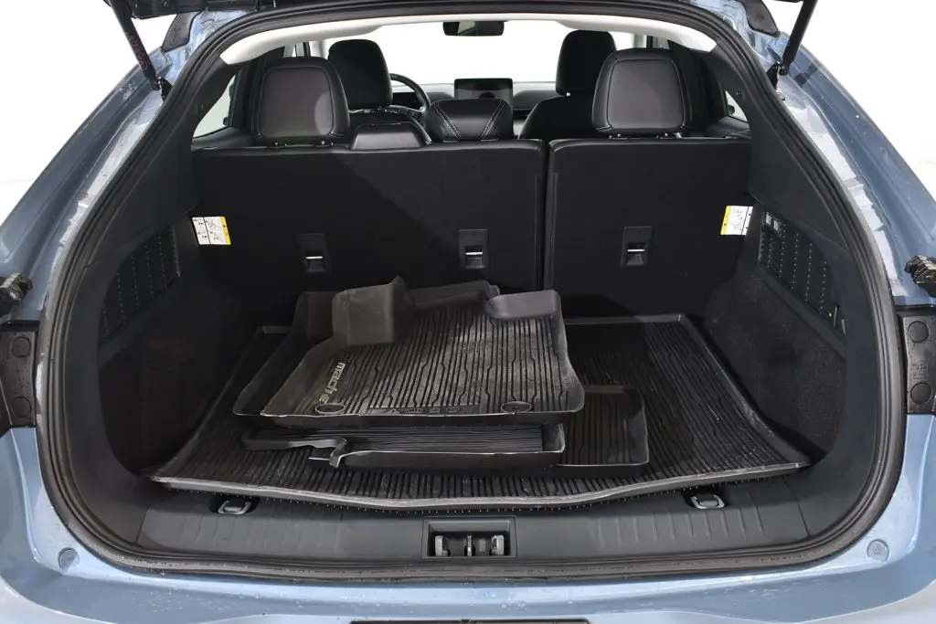 2023 Ford Mustang - $25,855