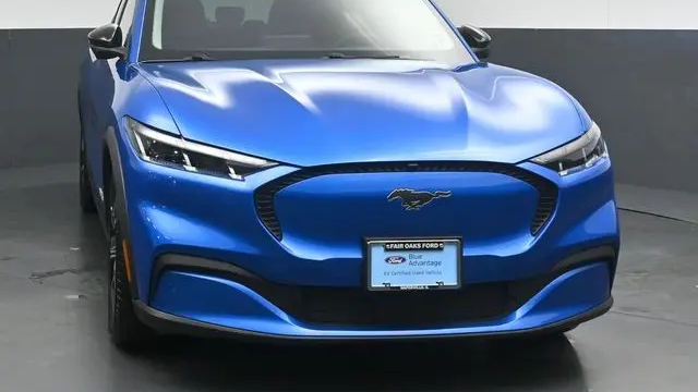 2025 Ford Mustang Mach-E Select