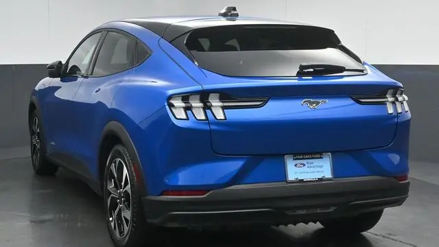 2025 Ford Mustang Mach-E Select