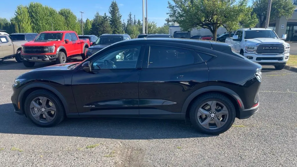 2023 Ford Mustang Mach-E Select
