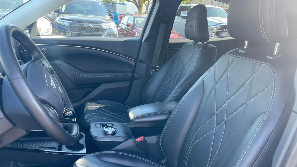 2023 Ford Mustang Mach-E Select