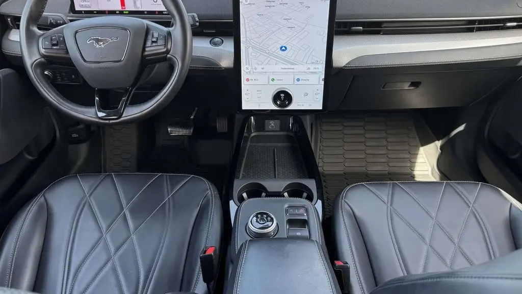 2022 Ford Mustang Mach-E Select
