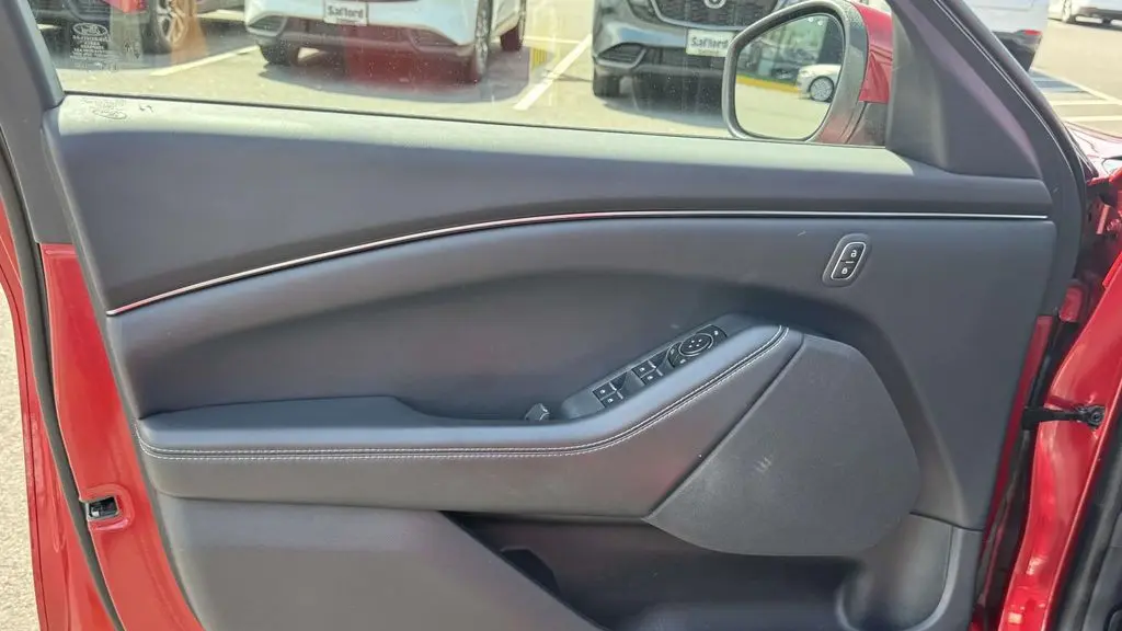 2022 Ford Mustang Mach-E Select