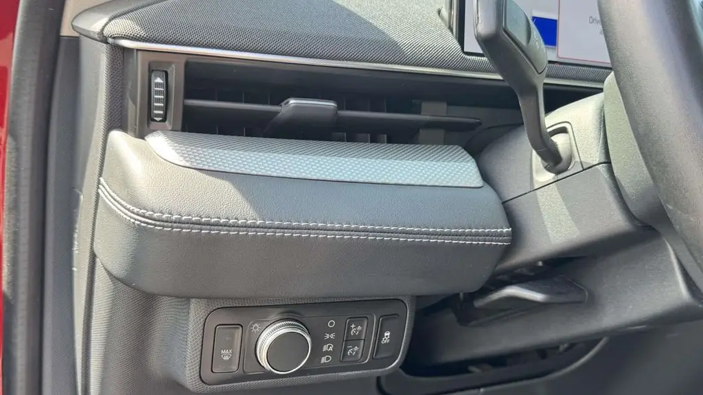 2022 Ford Mustang Mach-E Select