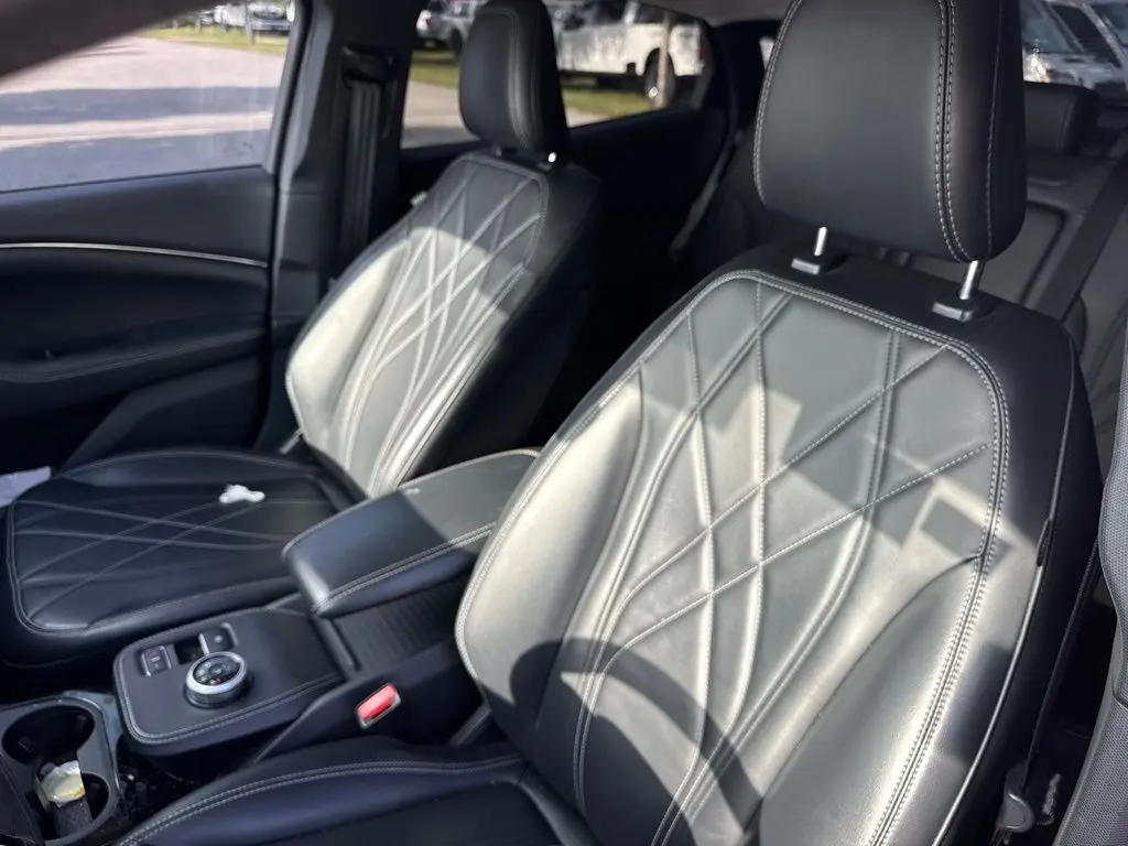 2021 Ford Mustang - $19,955