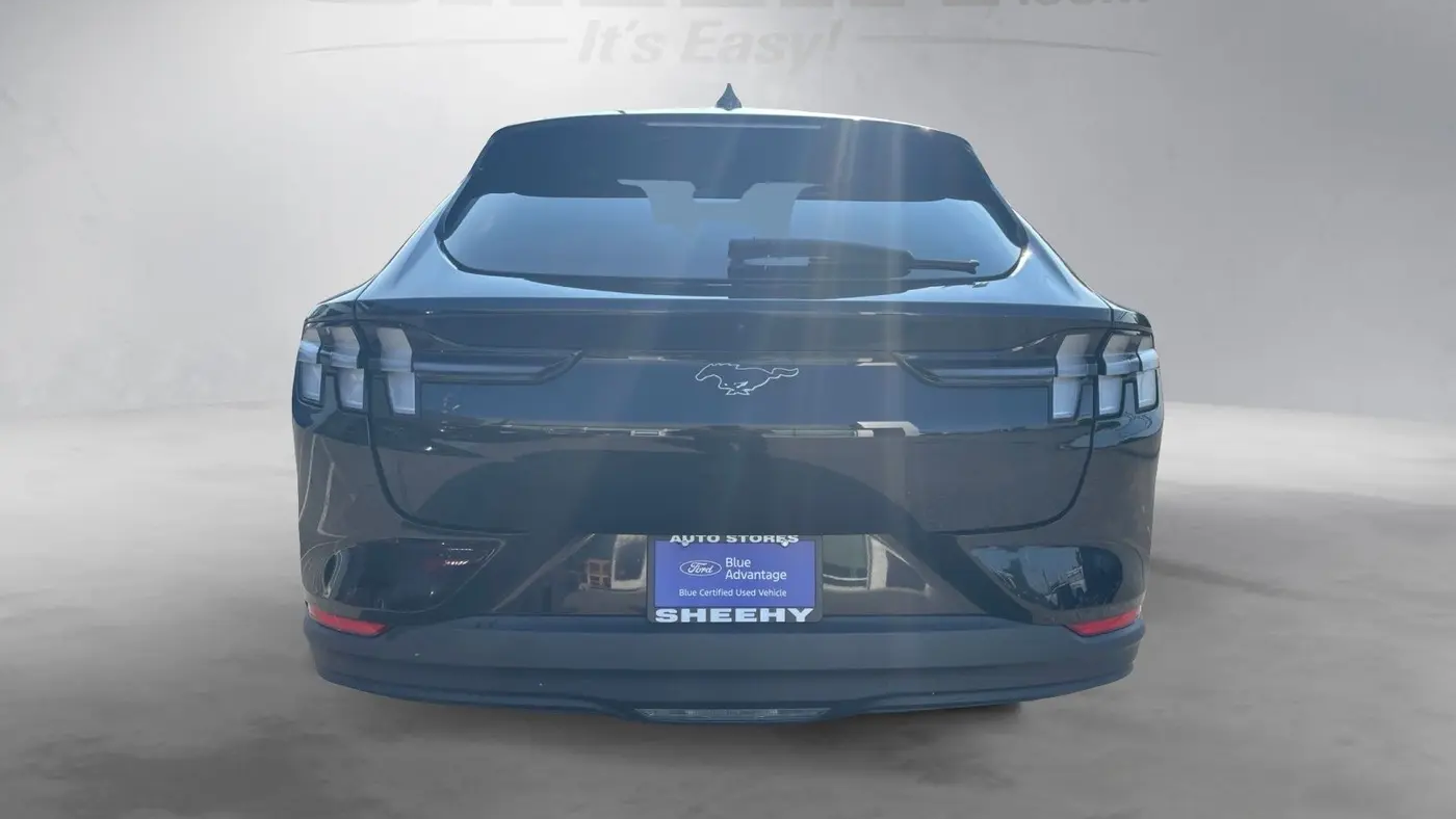 2022 Ford Mustang Mach-E Select