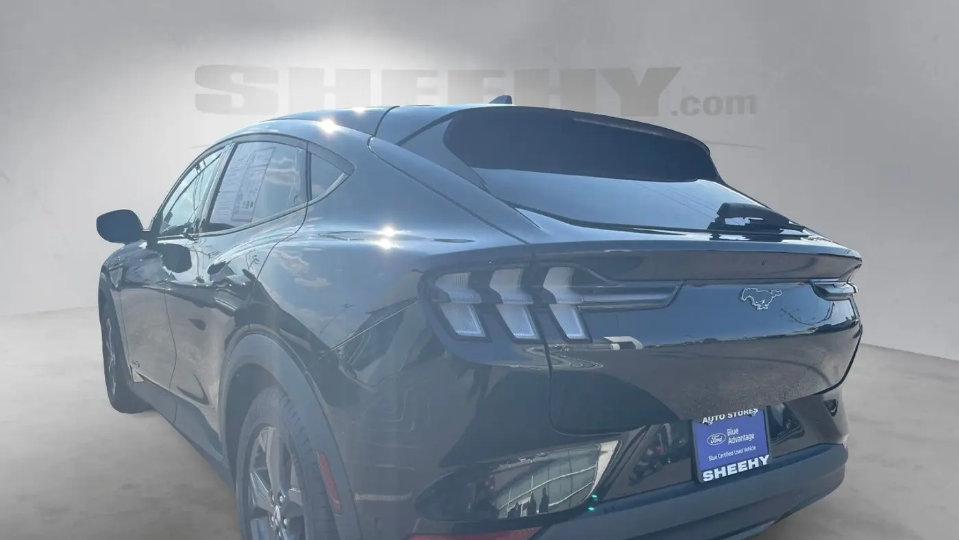 2022 Ford Mustang Mach-E Select