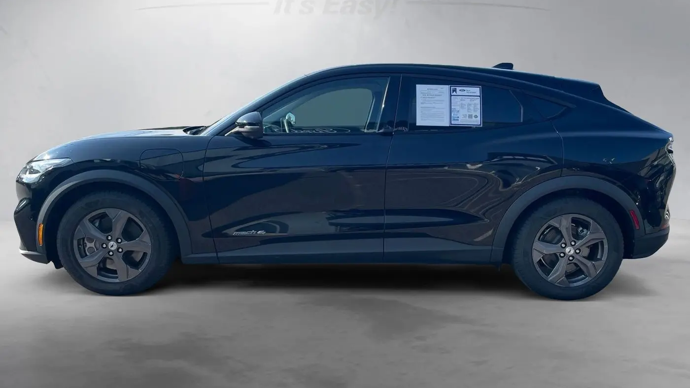 2022 Ford Mustang Mach-E Select