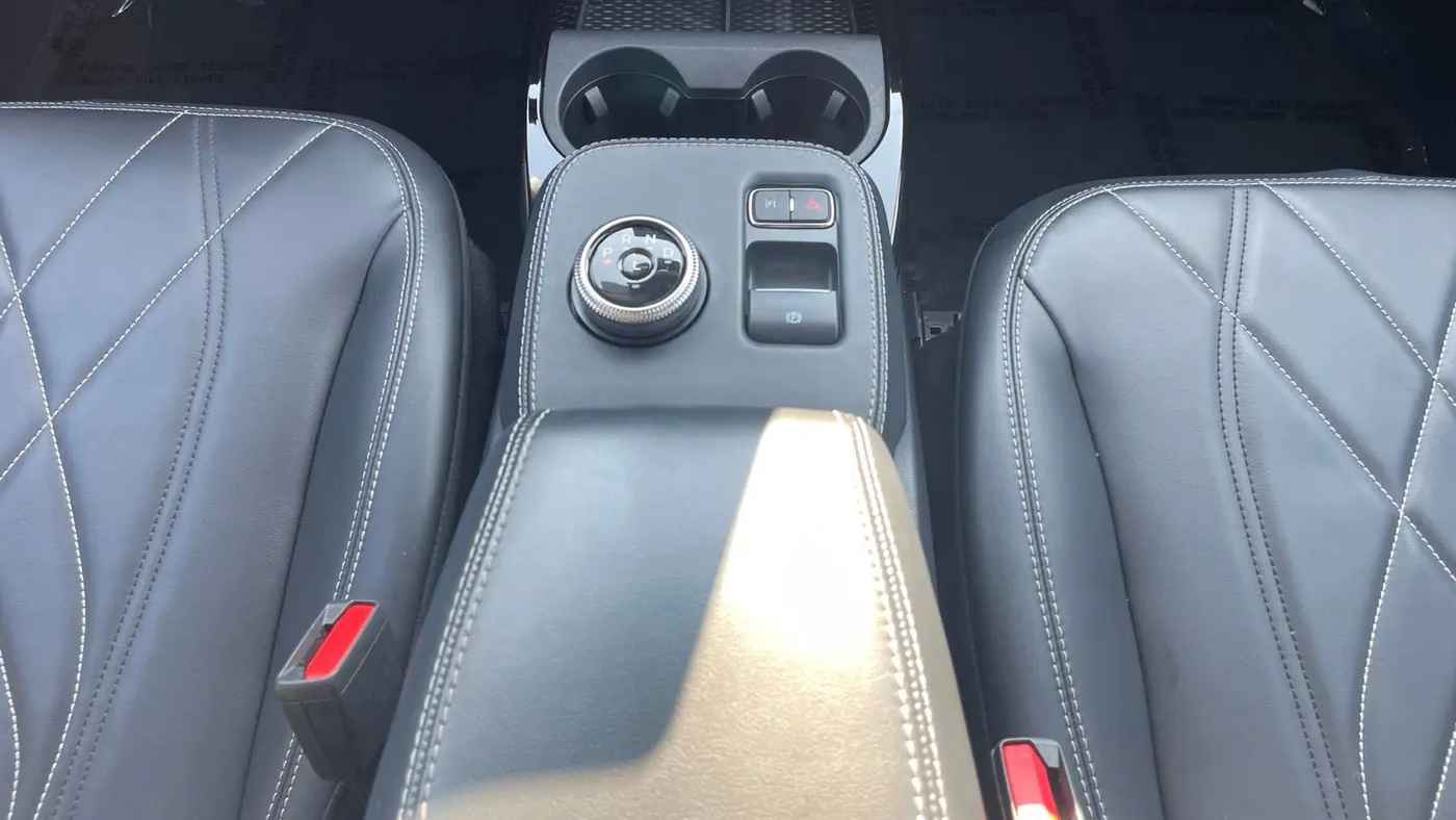 2022 Ford Mustang Mach-E Select