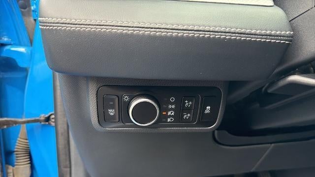 2022 Ford Mustang Mach-E Select