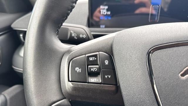 2022 Ford Mustang Mach-E Select
