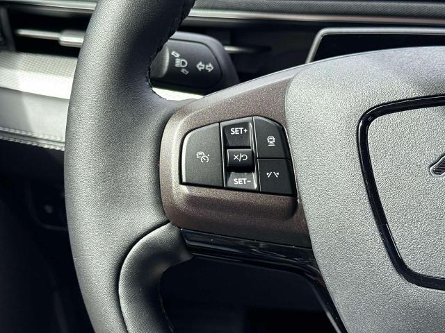 2023 Ford Mustang - $26,299