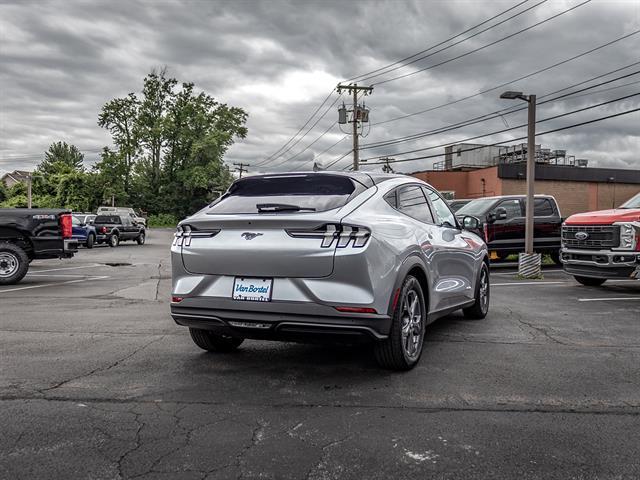2021 Ford Mustang - $22,490