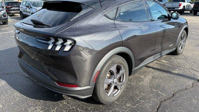 2022 Ford Mustang Mach-E Select
