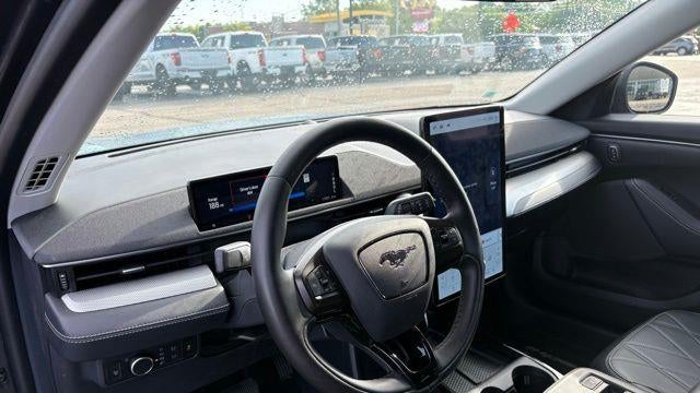 2022 Ford Mustang Mach-E Select